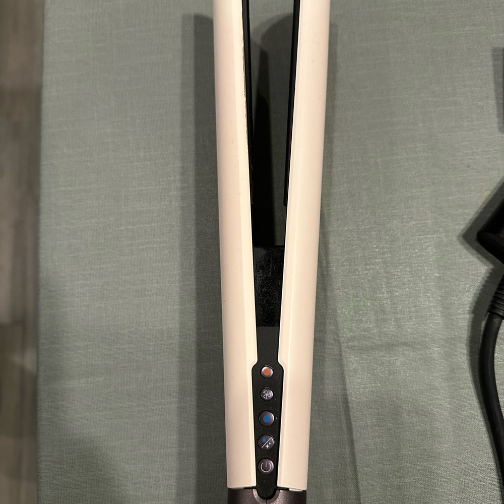 Dyson Airstraight
